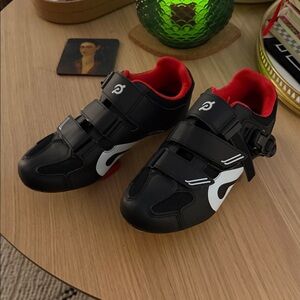 Peloton cycle shoes